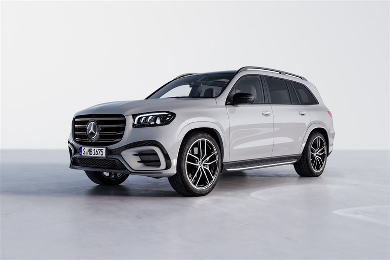 【独自】1600万円超!? アウディ史上最高級SUV「SQ9」は市販に向けニュルで限界テスト中…26年前半公開へ