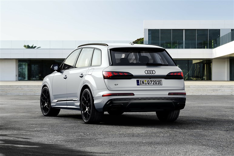【独自】1600万円超!? アウディ史上最高級SUV「SQ9」は市販に向けニュルで限界テスト中…26年前半公開へ