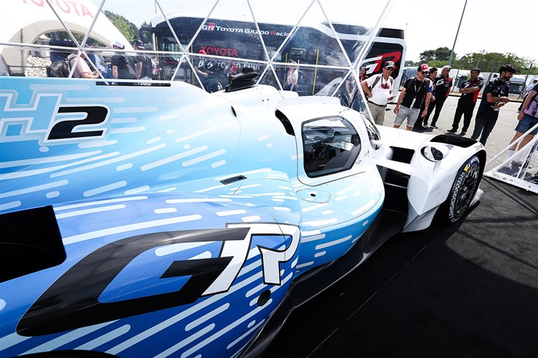 トヨタのスーパースポーツが英で初公開される。価格は3000万円クラスでAMGやポルシェがライバルか…正式発表はいつ？