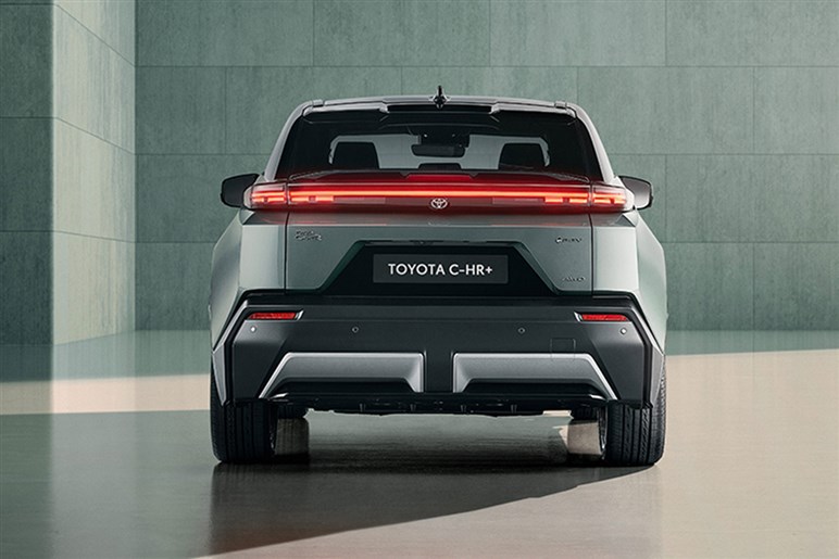 スバル新型BEV「アンチャーテッド」の発表で、「C-HR+」も日本導入の可能性!? 専門家がそう考える理由とは