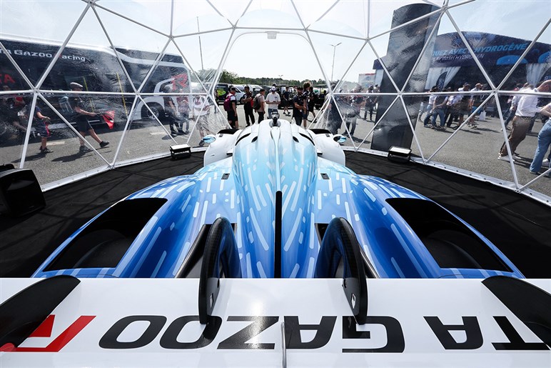 トヨタのスーパースポーツが英で初公開される。価格は3000万円クラスでAMGやポルシェがライバルか…正式発表はいつ？