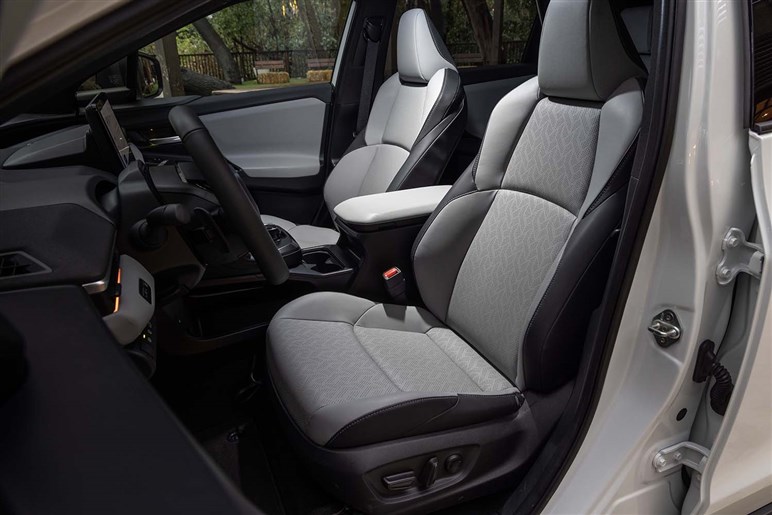 スバル新型BEV「アンチャーテッド」の発表で、「C-HR+」も日本導入の可能性!? 専門家がそう考える理由とは