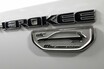 記念モデルの特別装備が満載のジープ「Grand Cherokee」の10周年記念モデル「WK 10th Anniversary Edition」