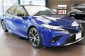 V6搭載！ トヨタ「カムリGRスポーツ」の爆イケ顔がカッコいい 独自仕様の人気セダン その正体は？