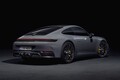 【電動ツインブースト！】新型「911」の目玉はハイブリ搭載「GTS」。加速が大幅進化の理由