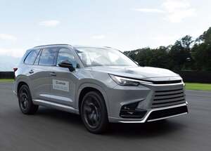 新型レクサスTX　日本導入なしは惜しい！ 3列シートSUVの試乗インプレッション