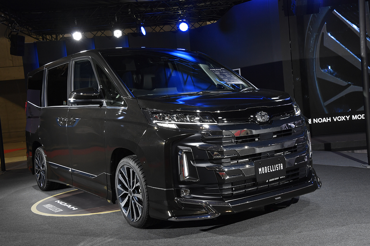 ワンランク上の存在感をプラス モデリスタから新型ノア ヴォクシー用エアロが速攻登場 東京オートサロン22 Auto Messe Web 自動車情報サイト 新車 中古車 Carview