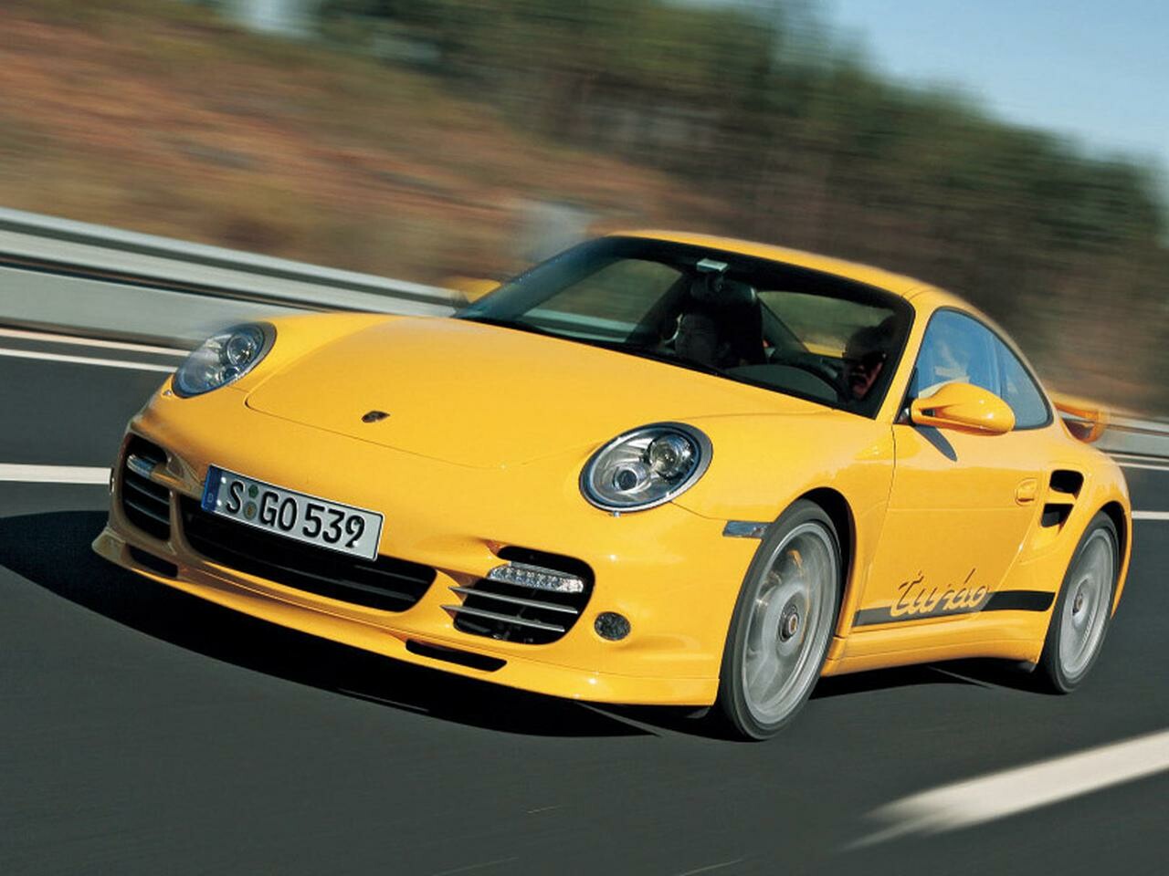 997型のマイナーチェンジは、ポルシェ911ターボにドラスティックな進化をもたらした【10年ひと昔の新車】