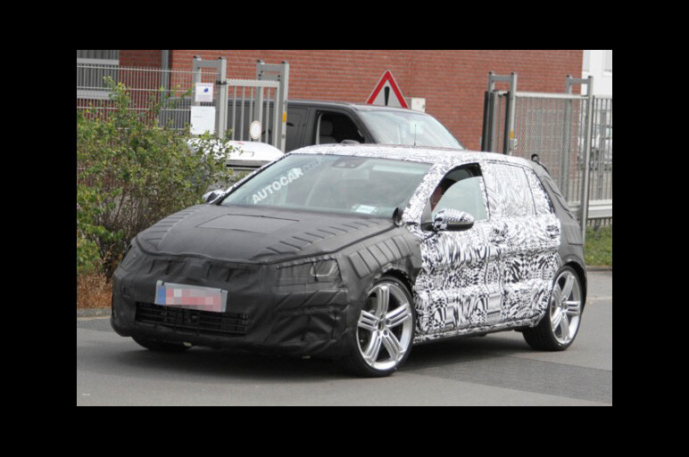 7代目ゴルフR　来年の今頃にラインナップ化か