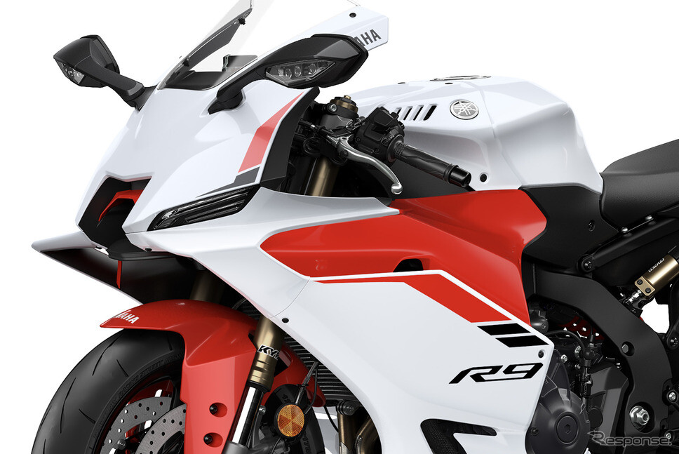 待望の新型ヤマハ『YZF-R9』日本発売！ 軽量フレーム＆3気筒エンジンで「速く、親しみやすいスーパースポーツ」149.6万円