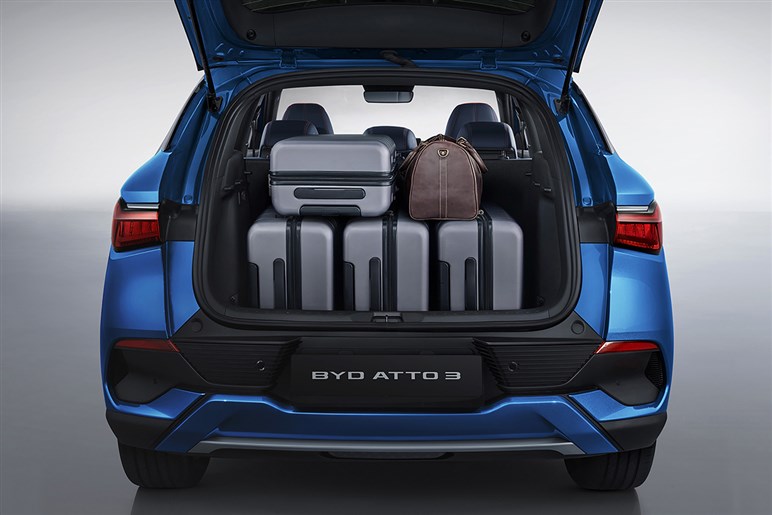 【50台限定の特別モデル】BYD新型「アット3 ブラックスタイル」を発売開始…価格は418万円から
