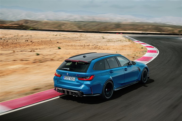 【0-100km/h加速は3.5秒】550psのBMW新型「M3 CSツーリング」を30台限定で日本導入…価格は2098万円