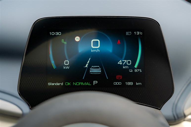 【50台限定の特別モデル】BYD新型「アット3 ブラックスタイル」を発売開始…価格は418万円から
