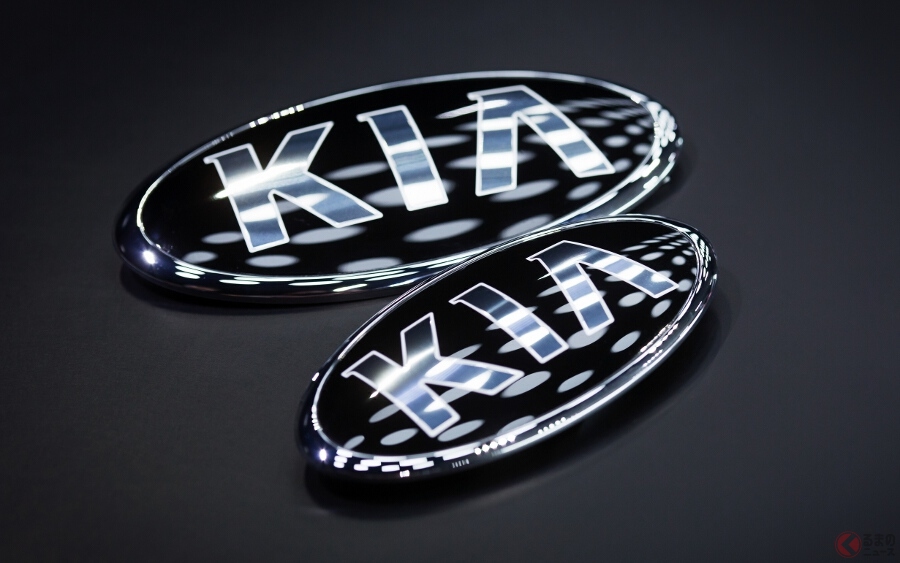 ワールドカップ中継でよく映る「KIA MOTORS」ってどんな自動車メーカー？ 実は1989年には日本でも話題に