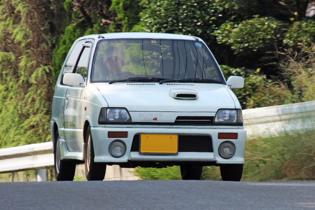 軽自動車初のdohcターボエンジンを搭載 初代アルトワークスは空前絶後の超絶ハイパフォーマンスモデルだ Maniaxcars Web Option 自動車情報サイト 新車 中古車 Carview