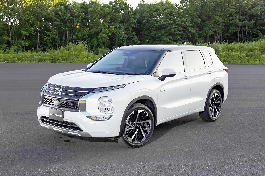 三菱自動車、「アウトランダーPHEV」3カ月で受注1万台突破