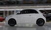 フィアット『500ハイブリッド』、先行生産車両を組み立て開始「手頃な価格の電動化」