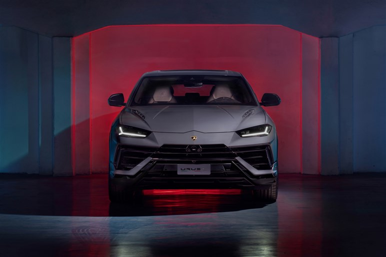 ランボルギーニ「ウルス S」発表。666馬力、最高305km/h、3000超の弩級SUV。新たに”エゴモード”も