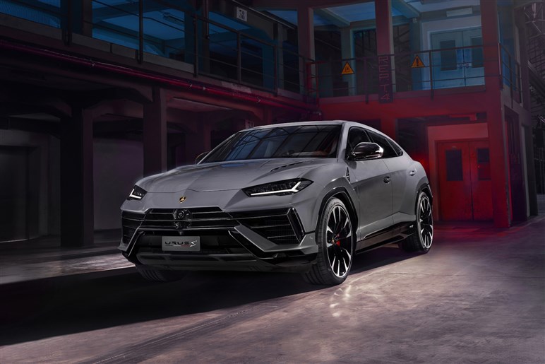 ランボルギーニ「ウルス S」発表。666馬力、最高305km/h、3000超の弩級SUV。新たに”エゴモード”も