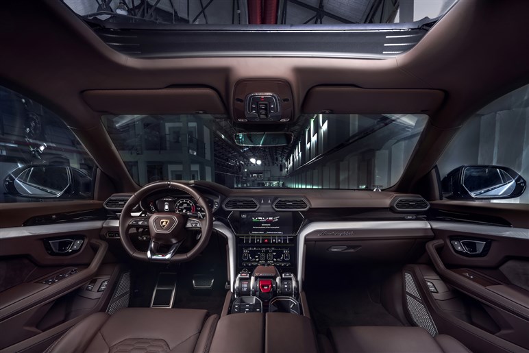 ランボルギーニ「ウルス S」発表。666馬力、最高305km/h、3000超の弩級SUV。新たに”エゴモード”も