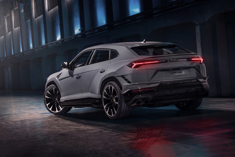 ランボルギーニ「ウルス S」発表。666馬力、最高305km/h、3000超の弩級SUV。新たに”エゴモード”も