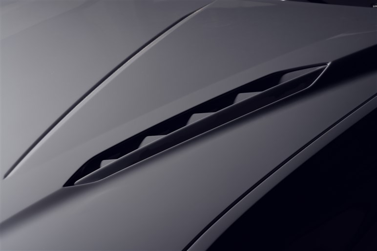 ランボルギーニ「ウルス S」発表。666馬力、最高305km/h、3000超の弩級SUV。新たに”エゴモード”も