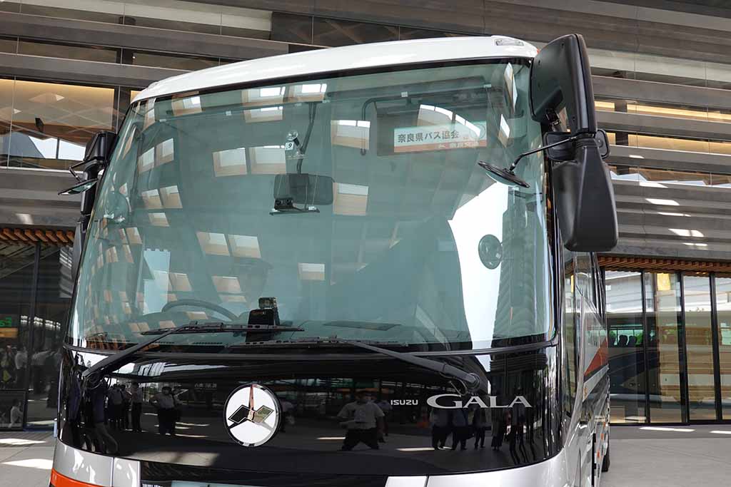 奈良コンベンションセンターで観光バスのコロナウイルス対策prイベント開催 Le Volant Carsmeet Web 自動車情報サイト 新車 中古車 Carview