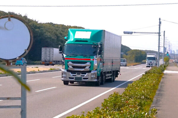 “2024年問題”実は「ドライバーの待遇が良くないから」だけじゃない！ 企業だけじゃ解決できない切実な事情とは