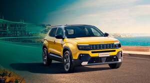 ジープ 初の電気自動車「アベンジャー」！ 国内発表に先立ち、ティザーサイト公開