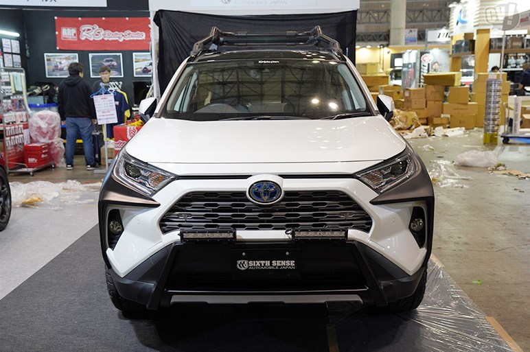 SUVカスタムの最前線に登場、トヨタRAV4カスタム7選 - 東京オートサロン