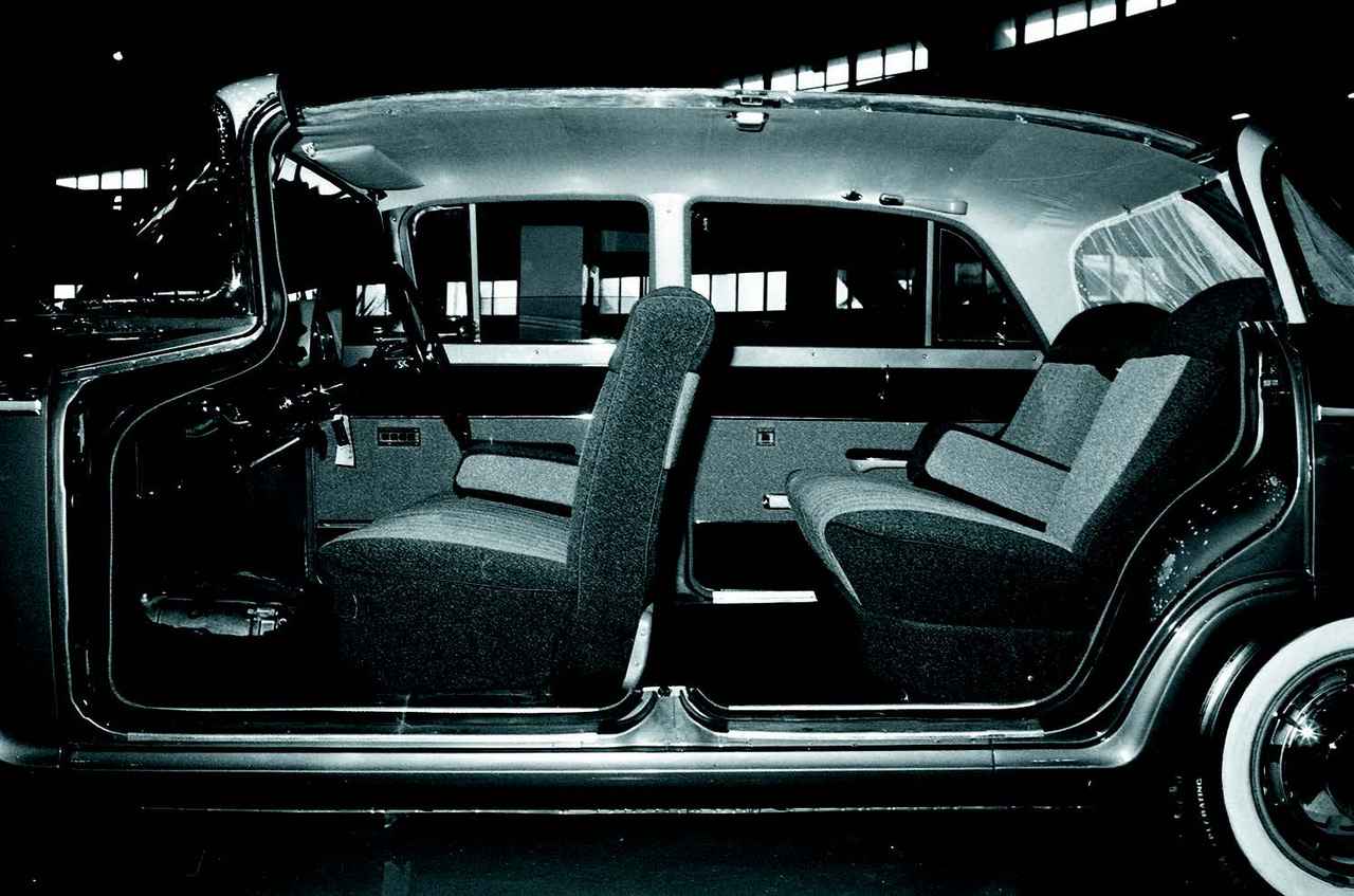 日産セドリック（昭和35年/1960年・30型）【昭和の名車 完全版ダイジェスト008】