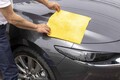 タイヤ磨きのゴムにアースベルトにロゴが光るスピーカー！　昭和＆平成オヤジ感涙のほぼ消滅した自動車パーツ