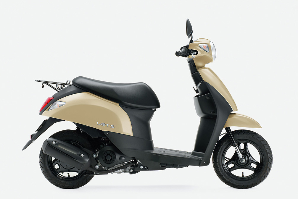 新車が16万円台で買えて燃費も抜群のおすすめ50ccバイク かわいい系原付スクーターで最高コスパのスズキ レッツ にお洒落ベージュが追加 Webオートバイ 自動車情報サイト 新車 中古車 Carview