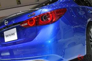 日産「新スカイライン」まもなく予約開始！ “400馬力超え”のV6ターボ×鮮烈「GT-Rブルー」がカッコいい！ 名門「FRスポーツセダン」最後の限定車「400R リミテッド」がスゴい！