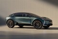 6輪レイアウトの「LS コンセプト」とSUVスタイルの「LS クーペコンセプト」。二つの提案から探る次期「LS」の方向性