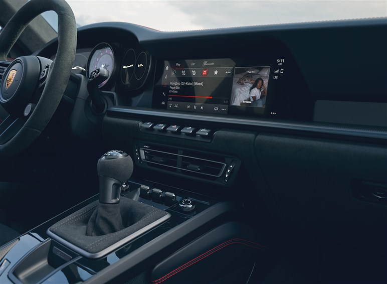 【朗報】新型「718ケイマン／ボクスター」はエンジン車もラインアップ。ただし、しばらくは現行型を安く併売か