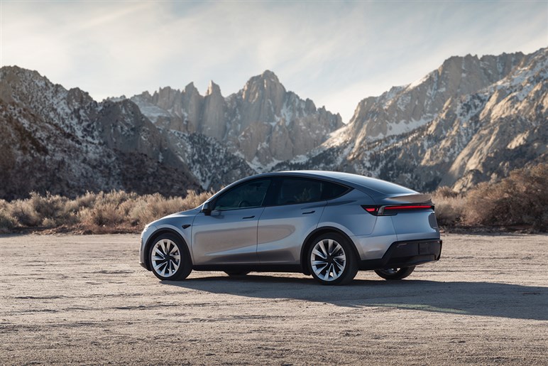 【打倒テスラ】「Q4 e-tron」が間もなくフェイスリフト。苦境が続くアウディの救世主になれるか？