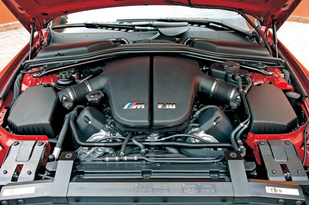 【ヒットの法則32】BMW M6クーペはM社の技術を結集して開発されたレース用ベース車両だった