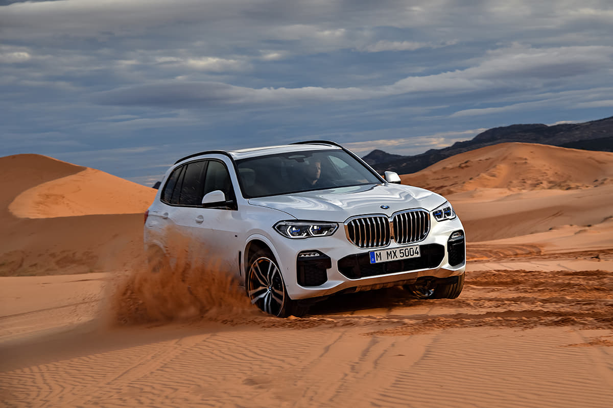 新型「BMW X5」が第４世代へと進化！ ３リッター直６ディーゼルターボは920万円から