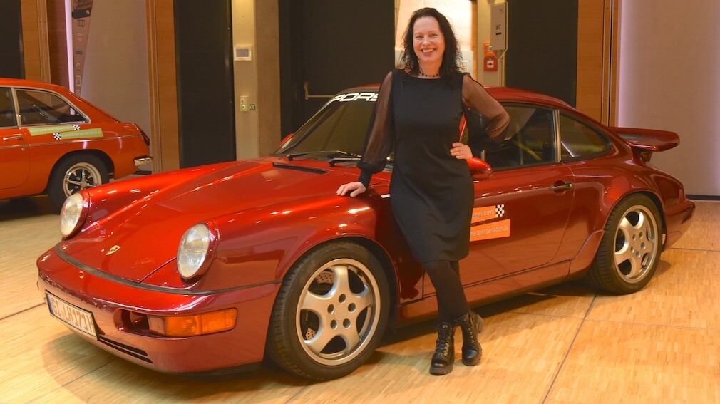 面白ネタ】大当たりー！抽選会で1982年製ポルシェ911 SCをゲット