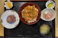 「桜えび天国」静岡県の由比の超穴場!! 暖簾もないし「本日休業」!? 予約必須の昭和レトロ感満載店「玉鉾（たまほこ）」で頂く愛情タップリの桜えび料理