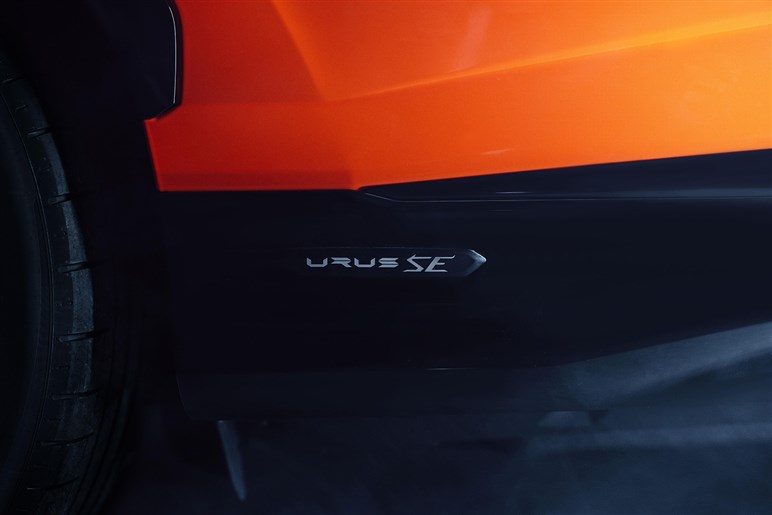 PHEVで高性能なランボSUVの本命「ウルスSE」は3150万円。電動パワー＋新デザインでお買い得