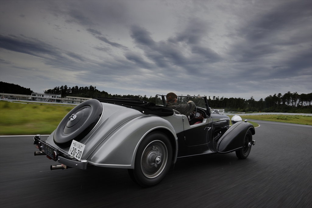 1937年製のクラシックカーが新車で買える 時を超えて復活したアルヴィスを駆る Le Volant Carsmeet Web 自動車情報サイト 新車 中古車 Carview