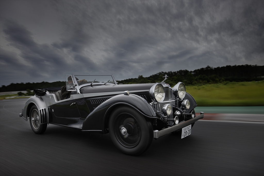 1937年製のクラシックカーが新車で買える 時を超えて復活したアルヴィスを駆る Le Volant Carsmeet Web 自動車情報サイト 新車 中古車 Carview