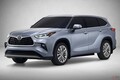 トヨタの3列SUV「ハイランダー」とマツダOEMの「ヤリス」がNYショーで世界初公開