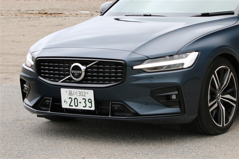 ボルボ V60 B5 Rデザイン試乗　全方位好バランスで安全性もぬかりなしの万能ワゴン