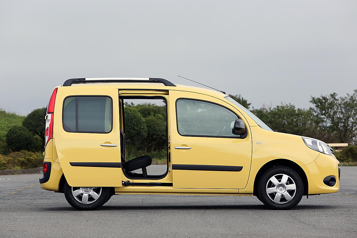 ファミリー向けなのに生活感ゼロ ウソみたいな両立を実現したオシャレミニバン５選 Web Cartop の写真 4ページ目 自動車情報サイト 新車 中古車 Carview