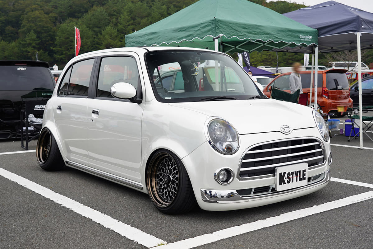 流行に乗らないから逆に目立つ 軽自動車オフ会でみた 超個性派 ホイール装着車５選 Auto Messe Web 自動車情報サイト 新車 中古車 Carview