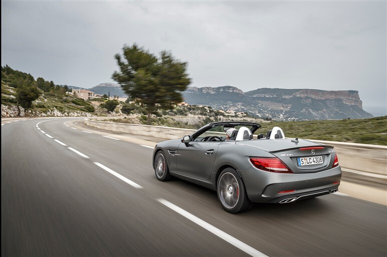 44年ぶりに復活したSクラスカブリオレとSLKのMC版・SLCに試乗