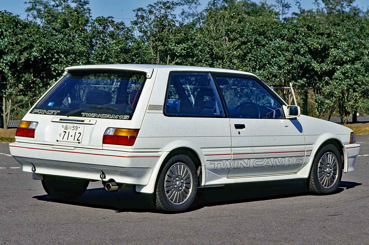 昭和の名車 156 カローラの2box版 Fx には ファン待望の1600gtも登場した Webモーターマガジン 自動車情報サイト 新車 中古車 Carview